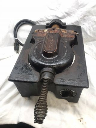 Vintage Malted Waffle Maker Fs Carbon Rugged 1 Cast Iron Commercial Heavy - Duty