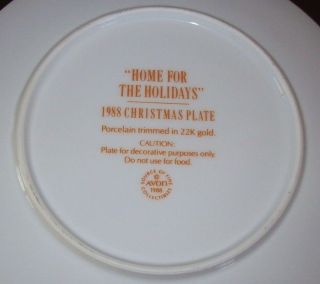 Home For The Holidays Avon 1988 Christmas Plate w/ Stand Trimmed in 22K 2
