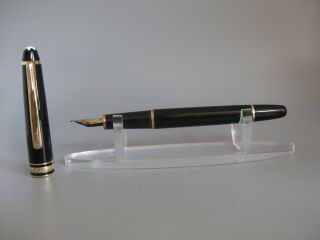 Vtg Montblanc Meisterstuck Fountain Pen W/14k Nib Germany 5 1/4 " Long