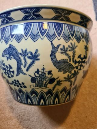 Chinese Blue White Porcelain Jardiniere Fishbowl Planter.  Unknown age or maker 3