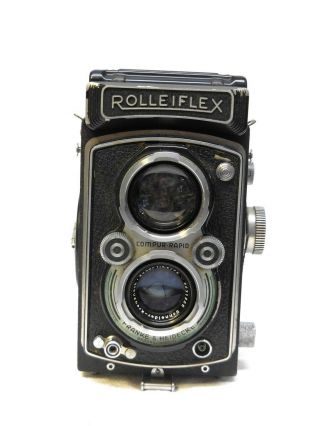 Vintage German Made Rolleiflex 3.  5 Schneider Xenar Tlr Film Camerar