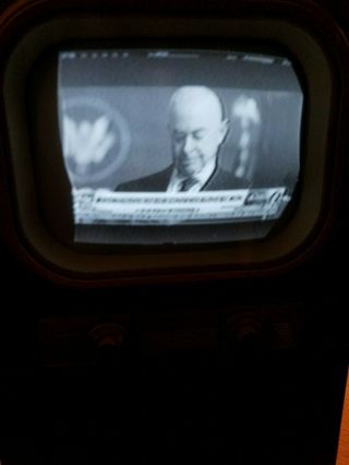 Vintage 1950 General Electric Black And White Television