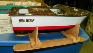 Vintage The Fleetline " Sea Wolf " Battery Operated Wooden Toy Model Boat