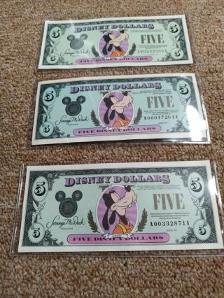 Disney Dollars 1990,  93,  98 Uncirculated Goofy Five 5 Dollar Bills 3x