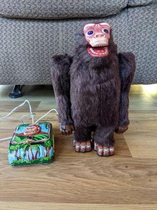 Vintage Nomura Japan Tin Yeti Bigfoot Battery Operated Gorilla Ape