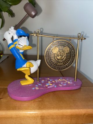 Disneyana 1995 Convention Donald Duck With Mickey Mouse Gong Figurine
