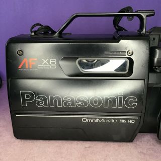 Vintage Panasonic AF X6 CCD PV - 400D - A Omnimovie VHS Camcorder W/ Case and Keys 3