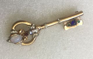 Vtg 1950s Coro Craft Pegasus Sterling Silver Jelly - Belly Cabochon Key Pin Brooch