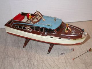 Vintage Revell Chris - Craft Cabin Cruiser 9 