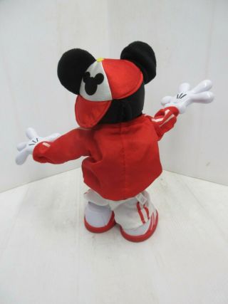 Disney Fisher Price M3 Master Moves Mickey Mouse Hip Hop Break Dancing Doll Toy 3