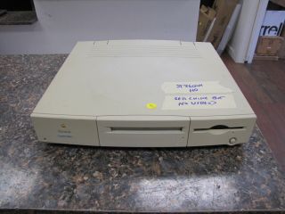 Vintage Macintosh Mac Centris 660av Personal Computer M9040 - Powers On No Video