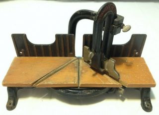 Stanley Vintage No.  150 Sweetheart Miter Box Cast Iron No Saw Carpentry Tool