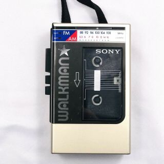 Vintage Sony Walkman FM/AM Stereo Cassette Player 1984 WM - F8 w/ Instructions 2