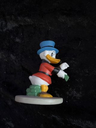 Walt Disney Uncle Scrooge Mcduck - Counting His Money - Porcelain Figurine