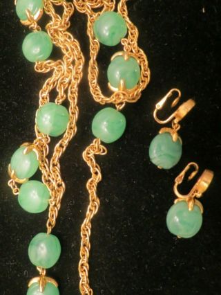 Vintage Long Trifari Waterfall Like Green Stone Necklace With Matching Earrings