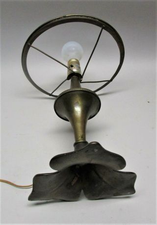 Fine BRADLEY & HUBBARD Reverse - Painted Lamp w/ Clover Base c.  1915 Art Nouveau 6