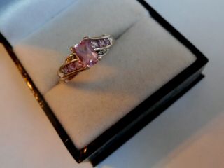 Vintage 10k White Gold Emerald And Princes Cut Pink Sapphire & Diamond Ring Sz 7