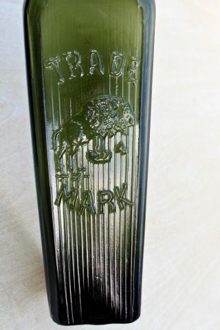 Vintage C1890s E Kiderlen Bison Pictorial Ribbed Panelled Dutch Case Gin Bottle