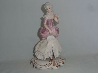 Vintage Capodimonte Porcelain Figurine Of A Lady In A Lace Dress