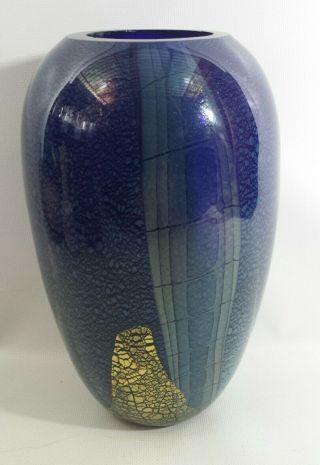 Vintage Robert Eickholt Blue/cobolt & Gold Iridescent Art Glass Vase 8 1/2 "