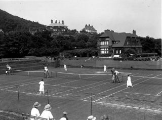Old Photo Of The Tennis Courts At South Cliff Scarborough North Yorkshire