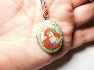 Disney Little Mermaid Ariel Picture Locket Pendant Chain Necklace Vintage