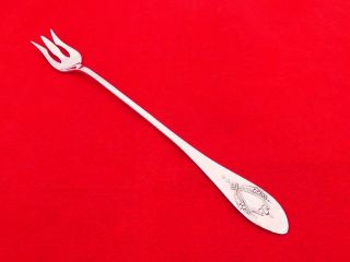 Lunt Sterling Silver Mount Vernon Long Handle Pickle Fork Xe - 11