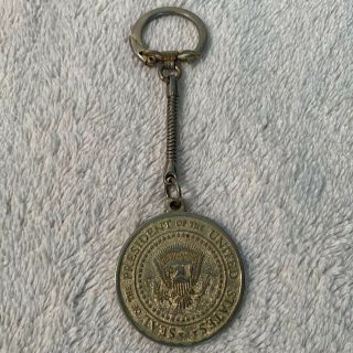 Vintage 1969 President Richard Nixon Inauguration Presidential Seal Keychain 2