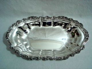 International Silver Company Countess Vegetable Serving Dish 6219 Floral Border