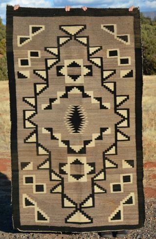 Large Old Navajo Indian Rug - Natural Black White Grey Handspun Wools - 69 X 41