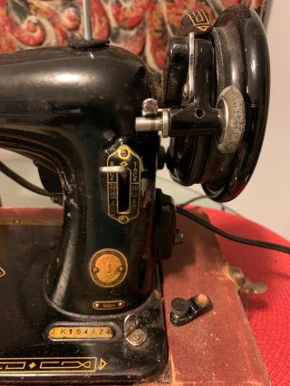 Vintage Singer 99k Sewing Machine W/ Case Foot Pedal