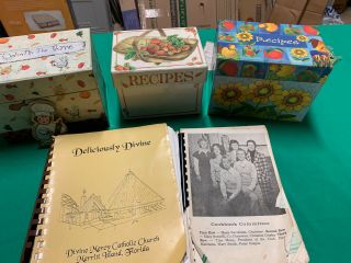 Vintage Recipe Boxes Full Of Typed,  Hand Written,  And Advertisement Recipes,