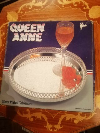 Handsome Vintage Boxed " Queen Anne " Silver Plated Serving Dish 9 " Diameter