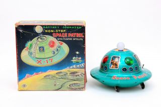 Vintage Masudaya Modern Toys Non - Stop Space Patrol Tin Flying Saucer & Satellite