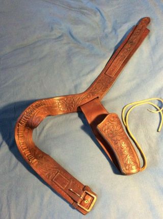 Vintage Viking Leather Western Cowboy Belt With Holster Mod 7126 22m Distressed