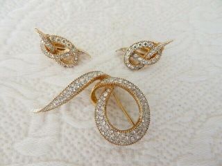 Vintage Signed Jomaz Faux Diamond Rhinestones Brooch Earrings Wind On Set