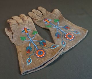 Fine Early 1900 Native American Plateau Beaded Gloves Umatilla Yakama 5