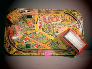 Marx Metal Wind Up Tin Lithograph Train Layout.