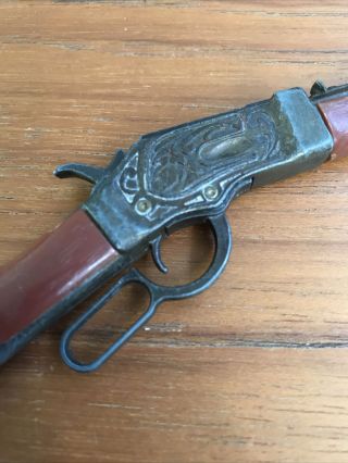 Vintage 50’s 60’s Marx Miniature Western Winchester Rifle Cap Gun 3