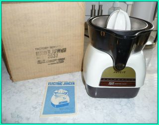 Juicit Juicer Proctor Silex Vintage W/ceramic Reamer - J101w