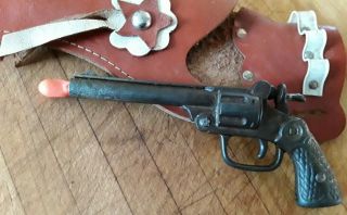 Vtg Daisy Single Shot Cast Iron Cap Gun 1925&real Leather Holster W/bullet Loops