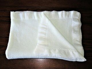 Vtg White Baby Morgan? Thermal Acrylic Waffle Weave Crib Blanket W Satin Binding