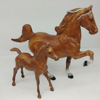 Vintage Breyer 951 Woodgrain Commander Five Gaiter Horse 909 Arabian Foal