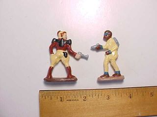 1930s Two Outer Space Lead Toys Buck Rogers With Ray Gun And Alien Or E.  T.  Vg,