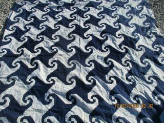 Vintage Handmade Snail Trail Navy Blue & White Quilt Top 91 Inches By 81 Inches