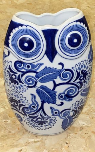 Owl Shaped Large Blue & White Ceramic Floral Vase 10 7/8”