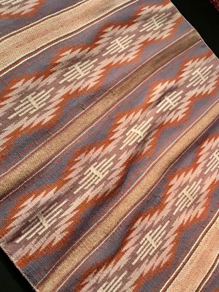 EXCEPTIONAL NAVAJO BURNTWATER CHILD BLANKET / RUG,  REVIVAL PERIOD,  MID 20TH C,  NR 2