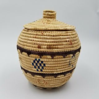 Yupik Alaskan Handmade Lidded Basket Eskimo Dyed Seal Gut Grasses Native Artisan