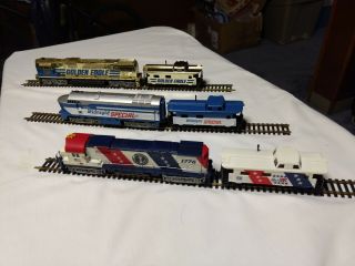 Toys Hobbies Model Railroads Vintage Ho Scale Tyco Engines With Matching Caboose