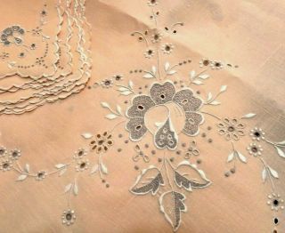 Madeira Embroidery Linen Tablecloth 42 " &4 Napkins Pink/peach Elegant Vtg